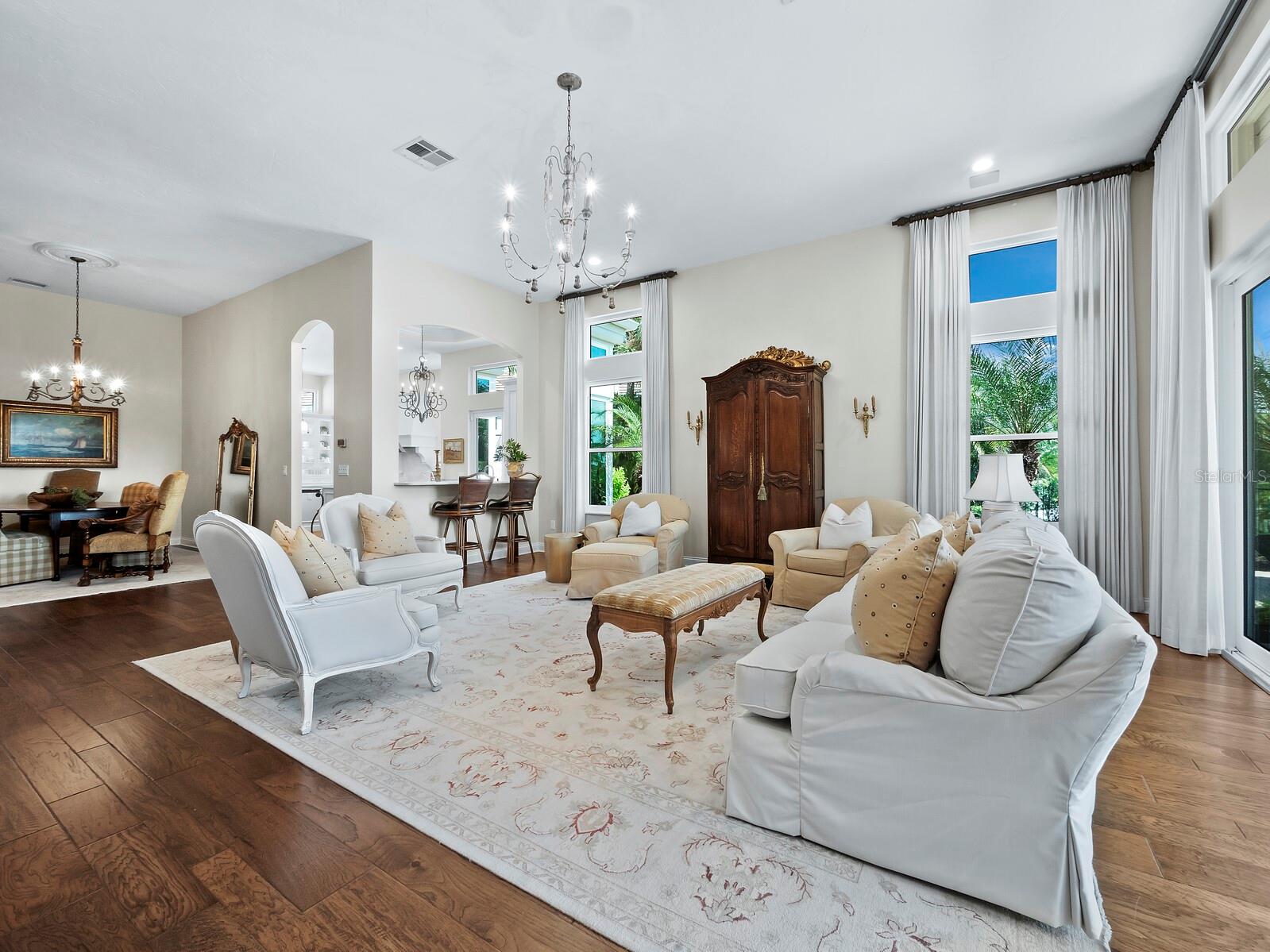 QUEENS HARBOUR - Residential