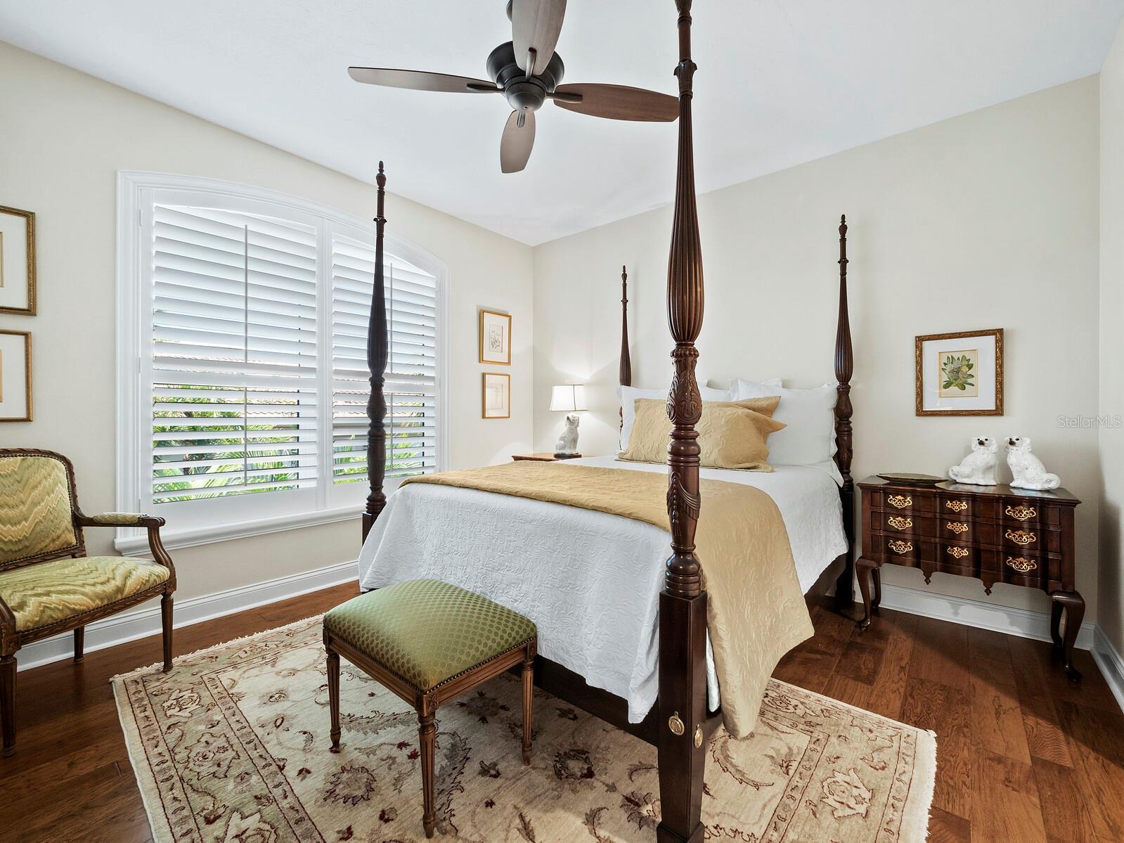 QUEENS HARBOUR - Residential