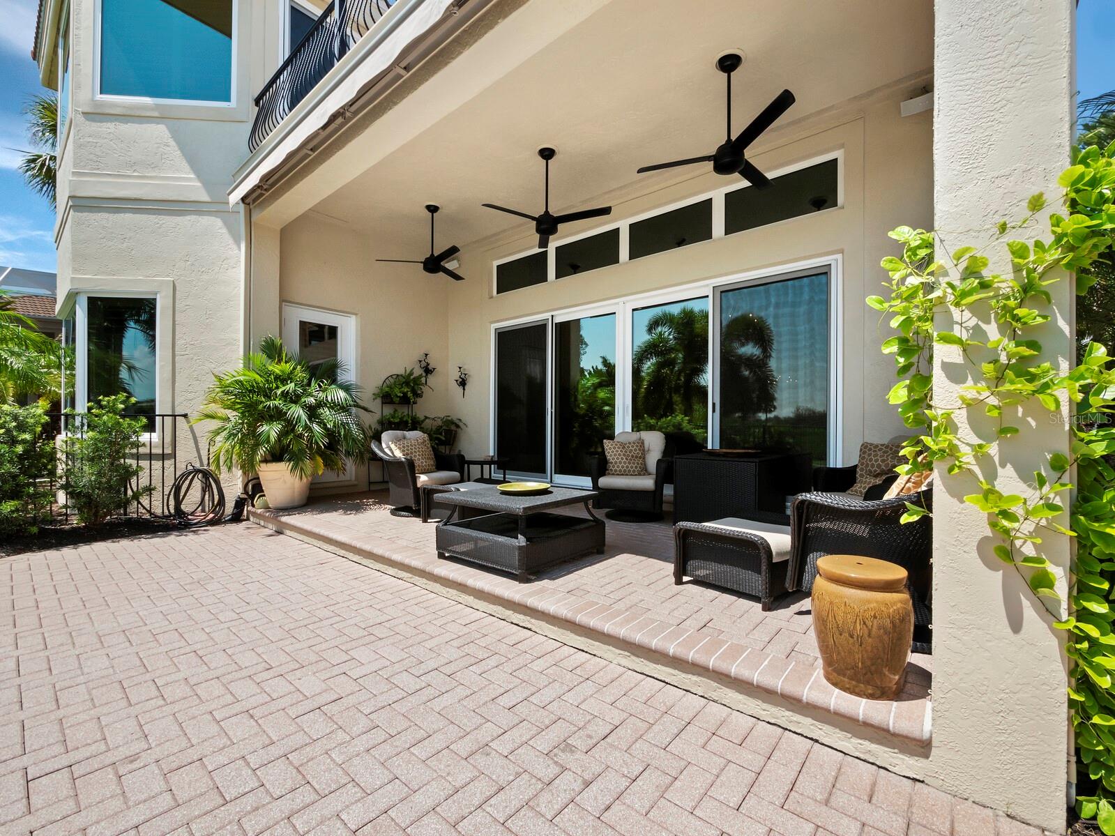 QUEENS HARBOUR - Residential