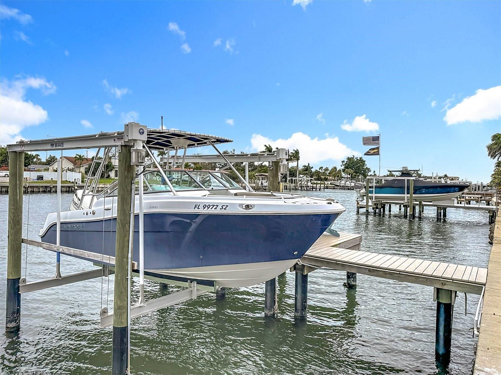 MAXIMO MOORINGS - Residential