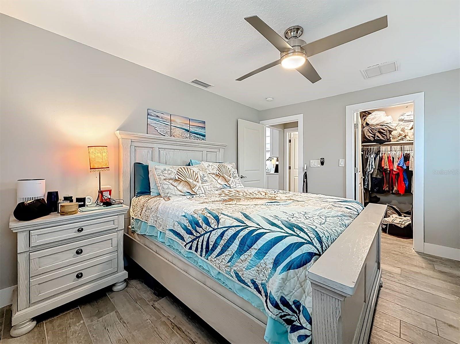 MAXIMO MOORINGS - Residential