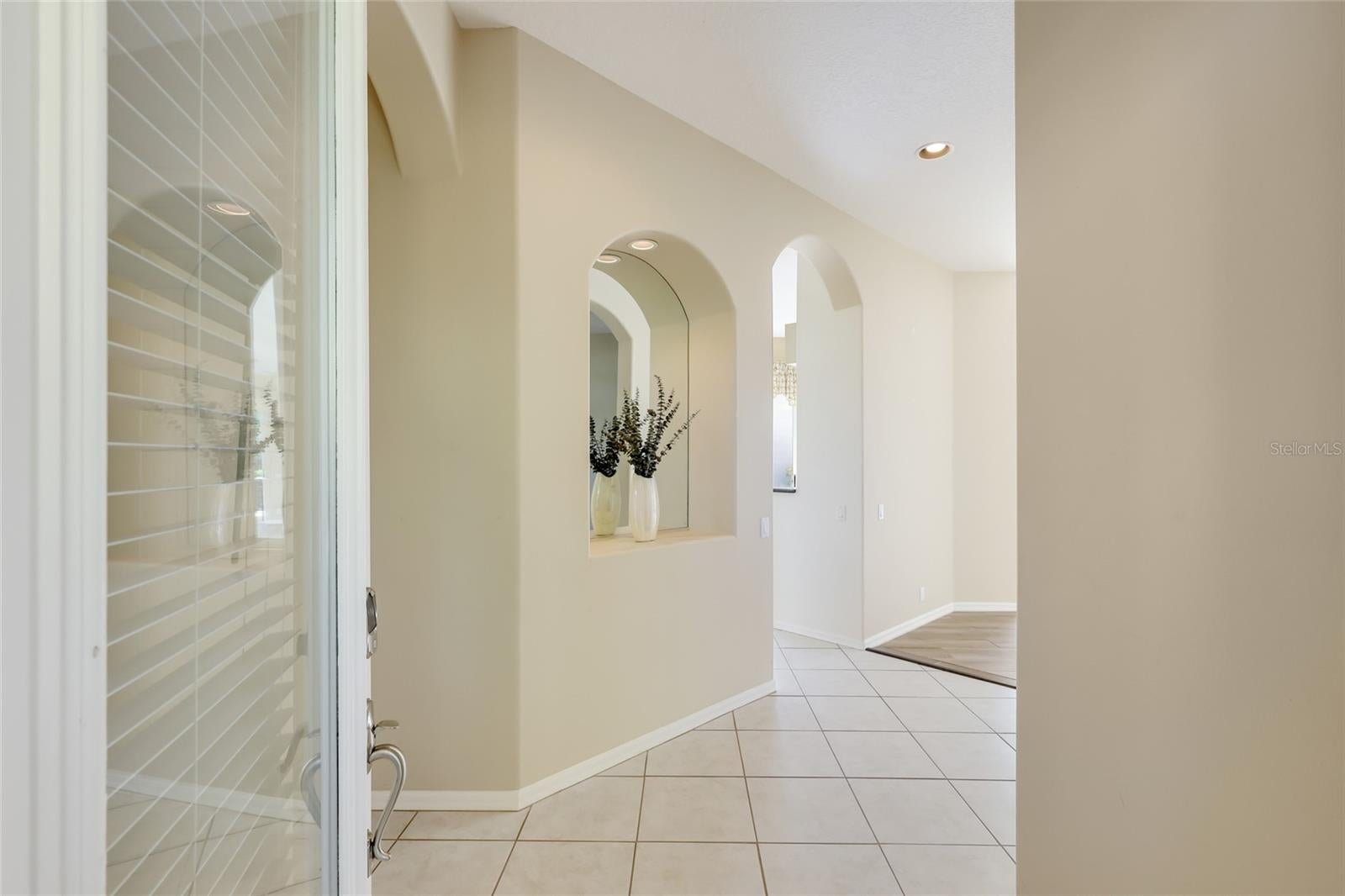 8702 52ND DRIVE E, BRADENTON, FL, 34211 3 8702 52ND DRIVE E