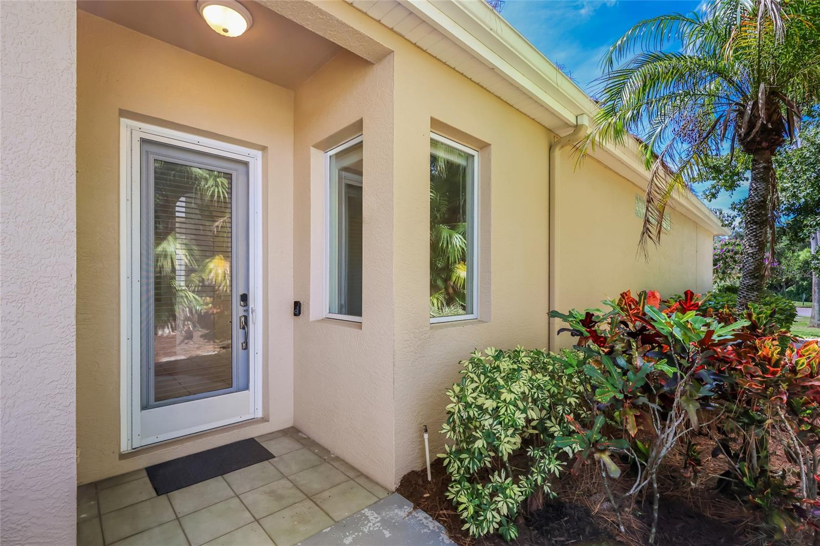 8702 52ND DRIVE E, BRADENTON, FL, 34211 2 8702 52ND DRIVE E