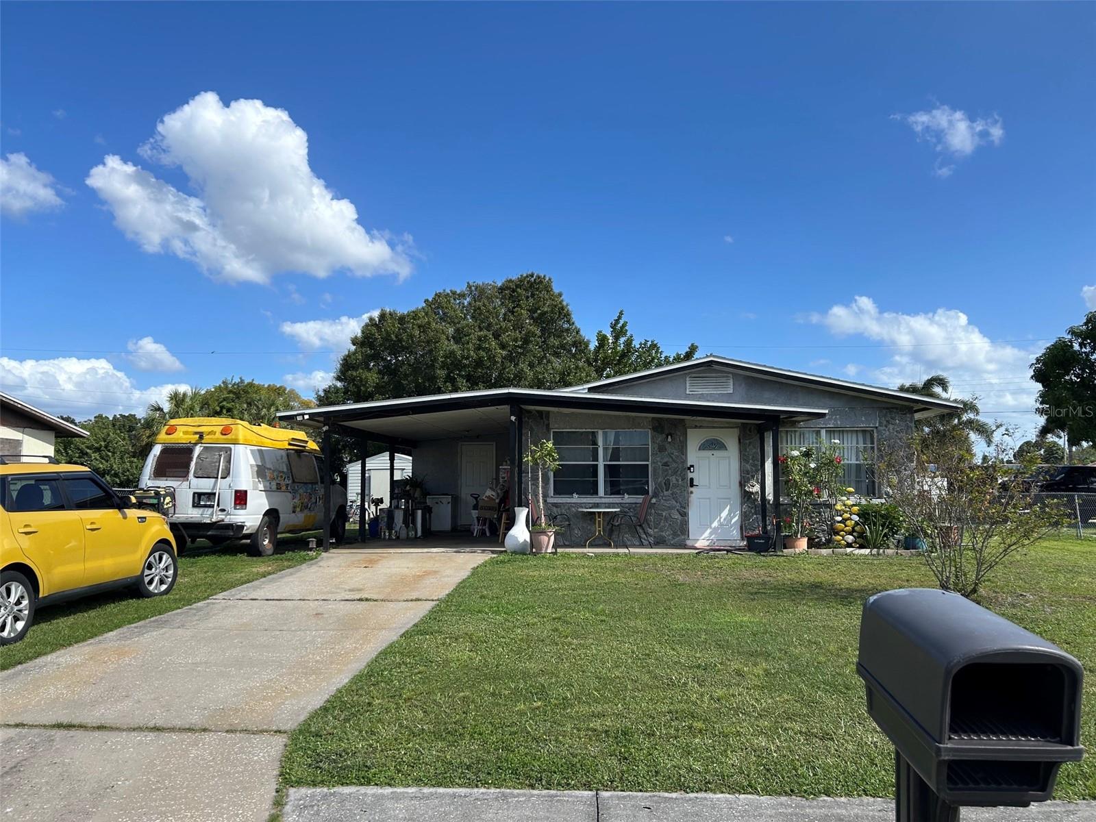 1708 5TH AVENUE W
