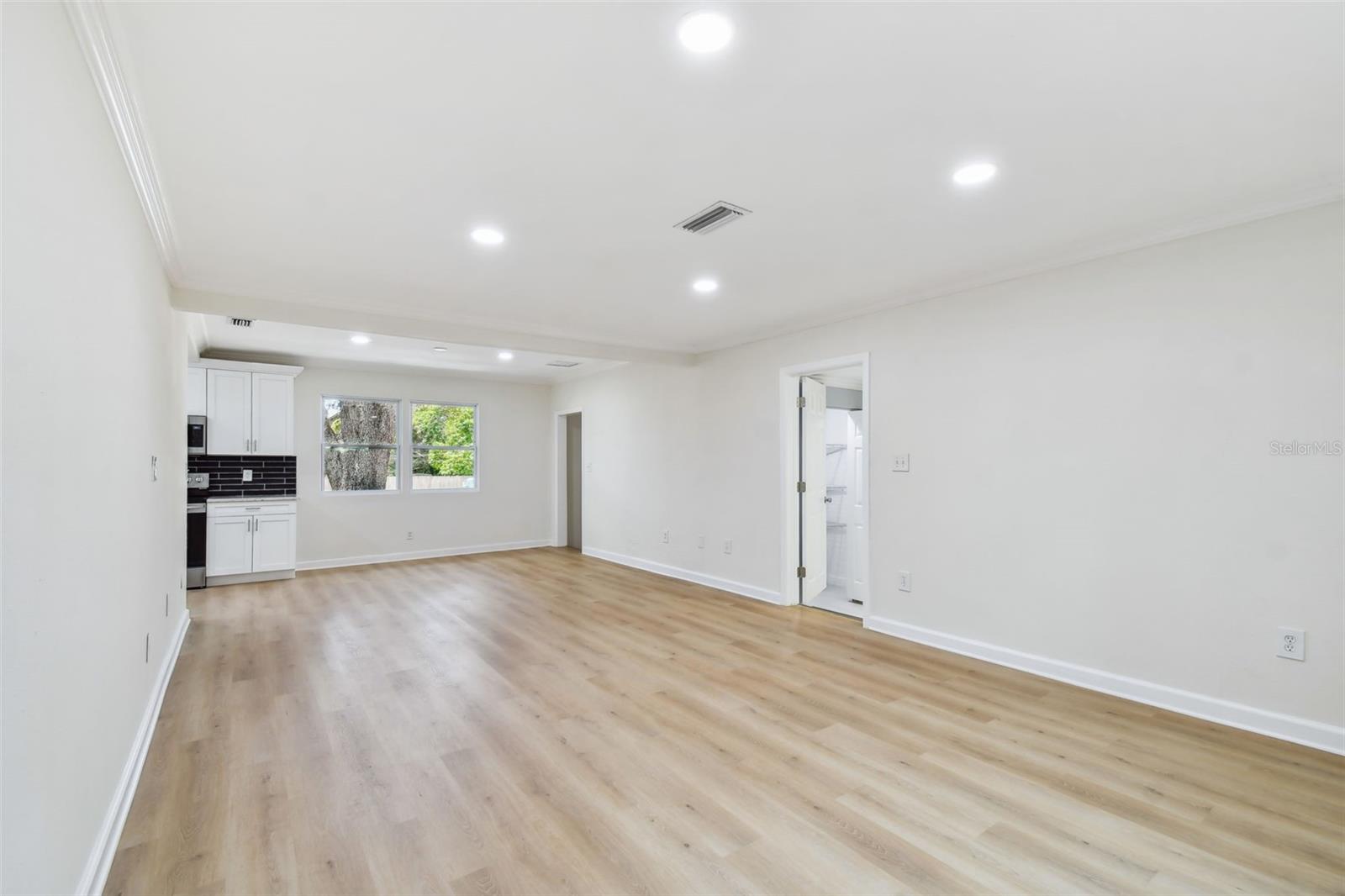 WOODLAWN SUB - Residential