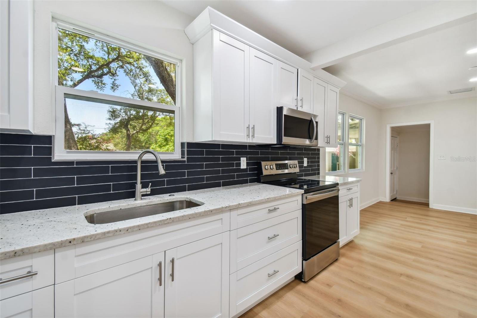 WOODLAWN SUB - Residential