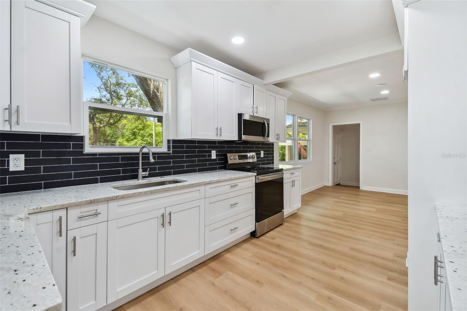 WOODLAWN SUB - Residential