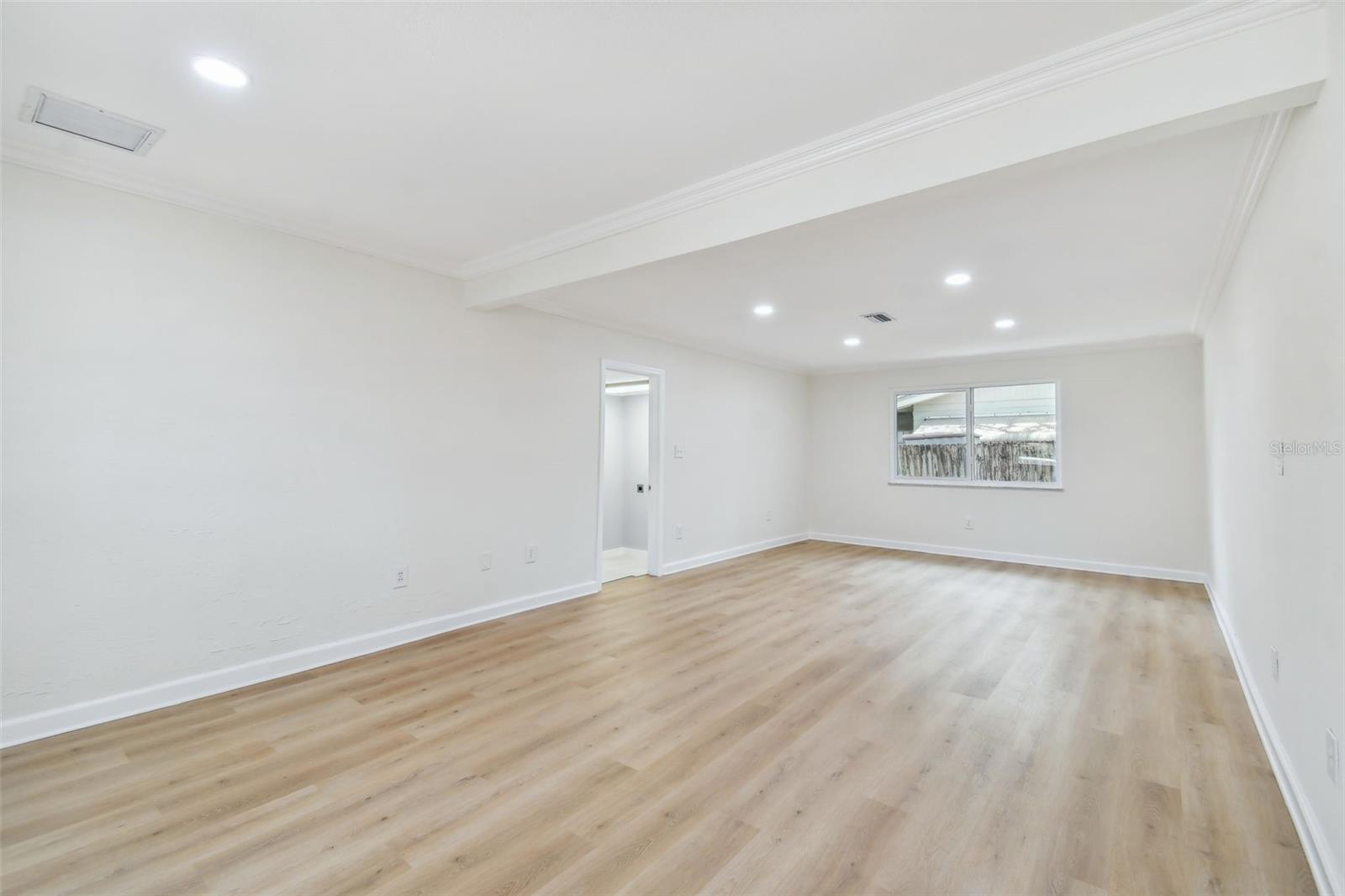 WOODLAWN SUB - Residential