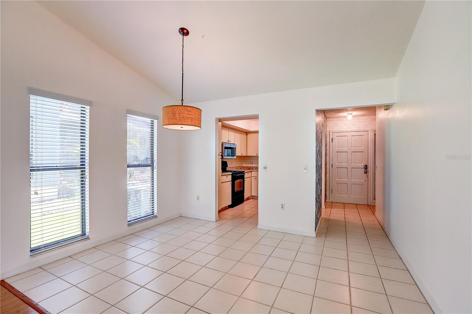 BLUFFS CHRISTINA 01 - Residential