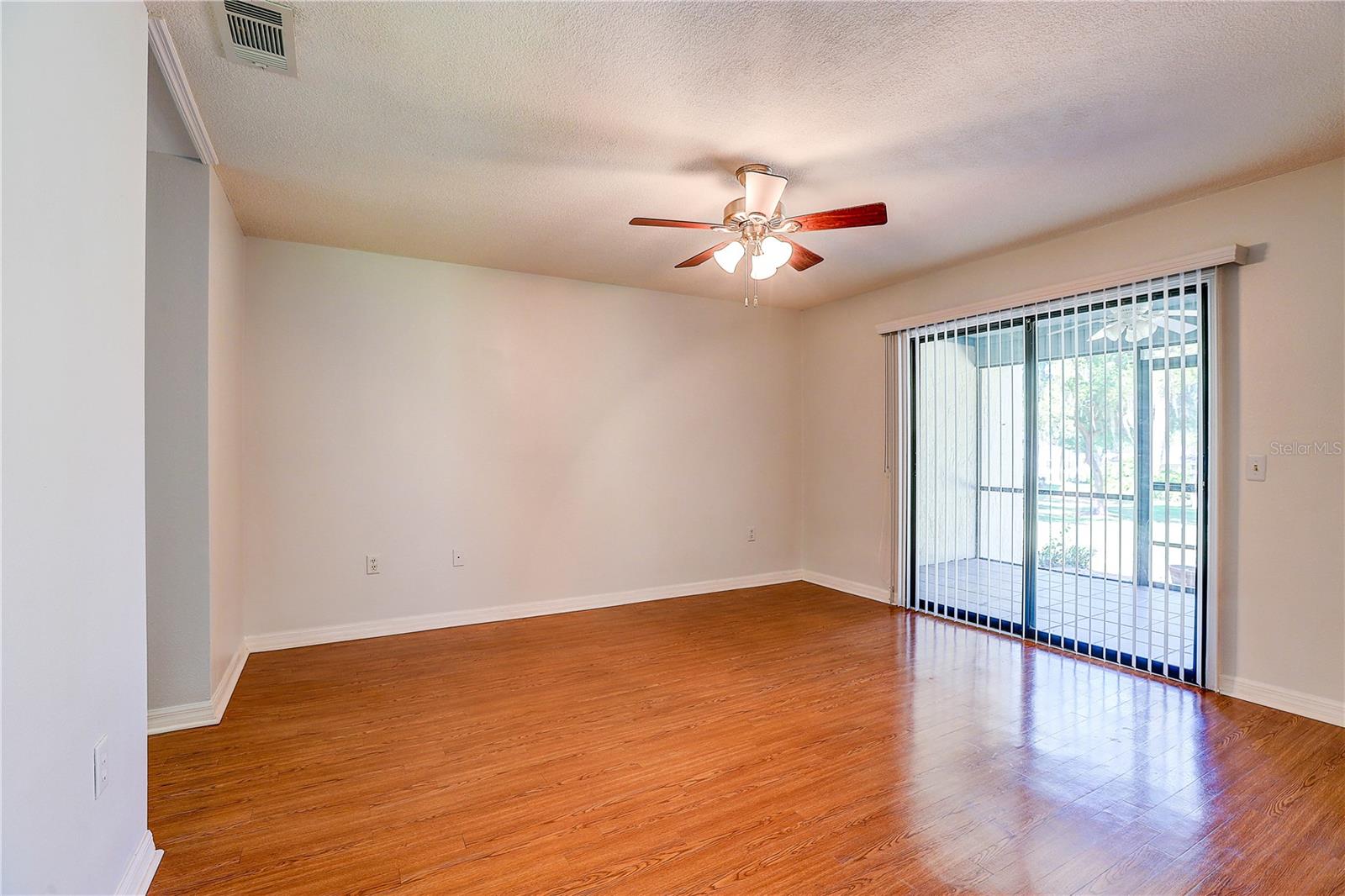 BLUFFS CHRISTINA 01 - Residential