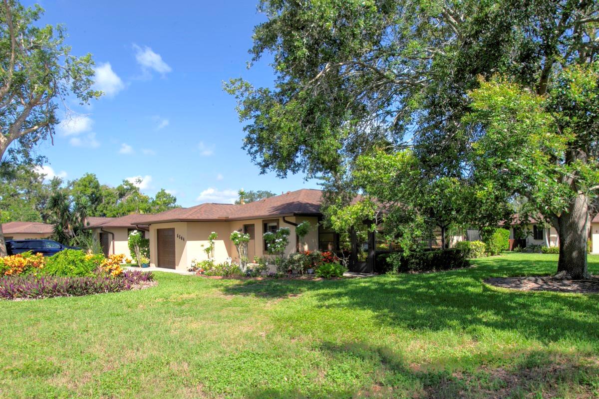 CAMBRIDGE VILLAGE WEST - Residential