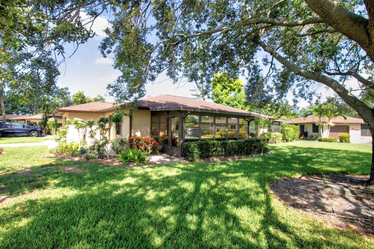 CAMBRIDGE VILLAGE WEST - Residential