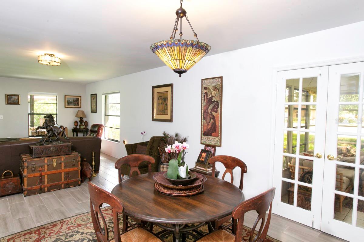 CAMBRIDGE VILLAGE WEST - Residential