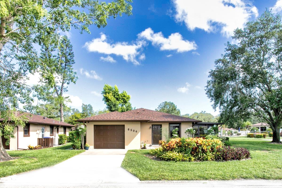 CAMBRIDGE VILLAGE WEST - Residential