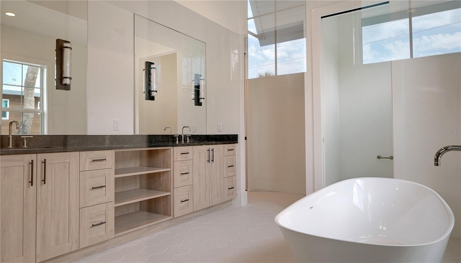 OCEAN BEACH REP - Residential