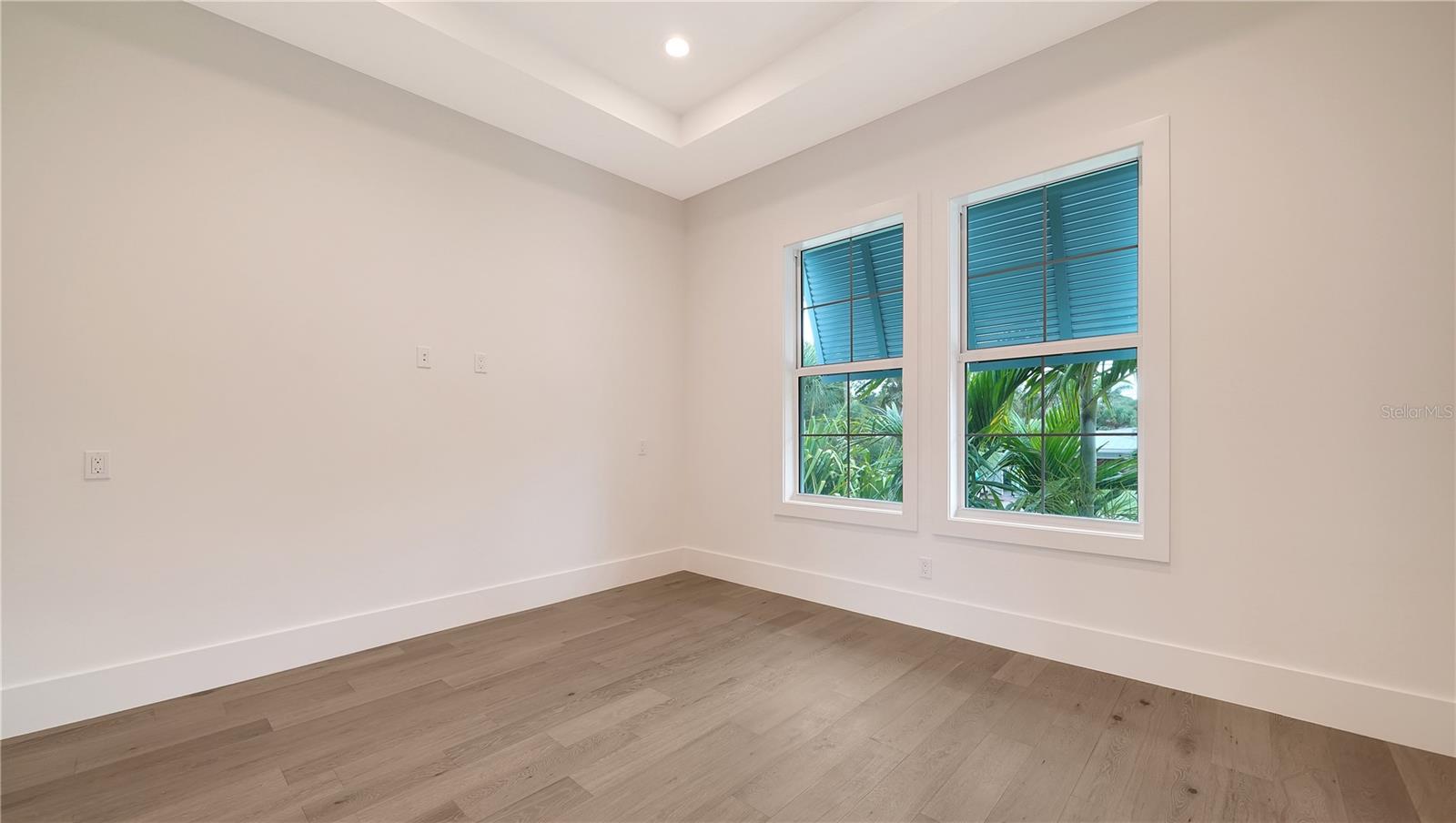 OCEAN BEACH REP - Residential