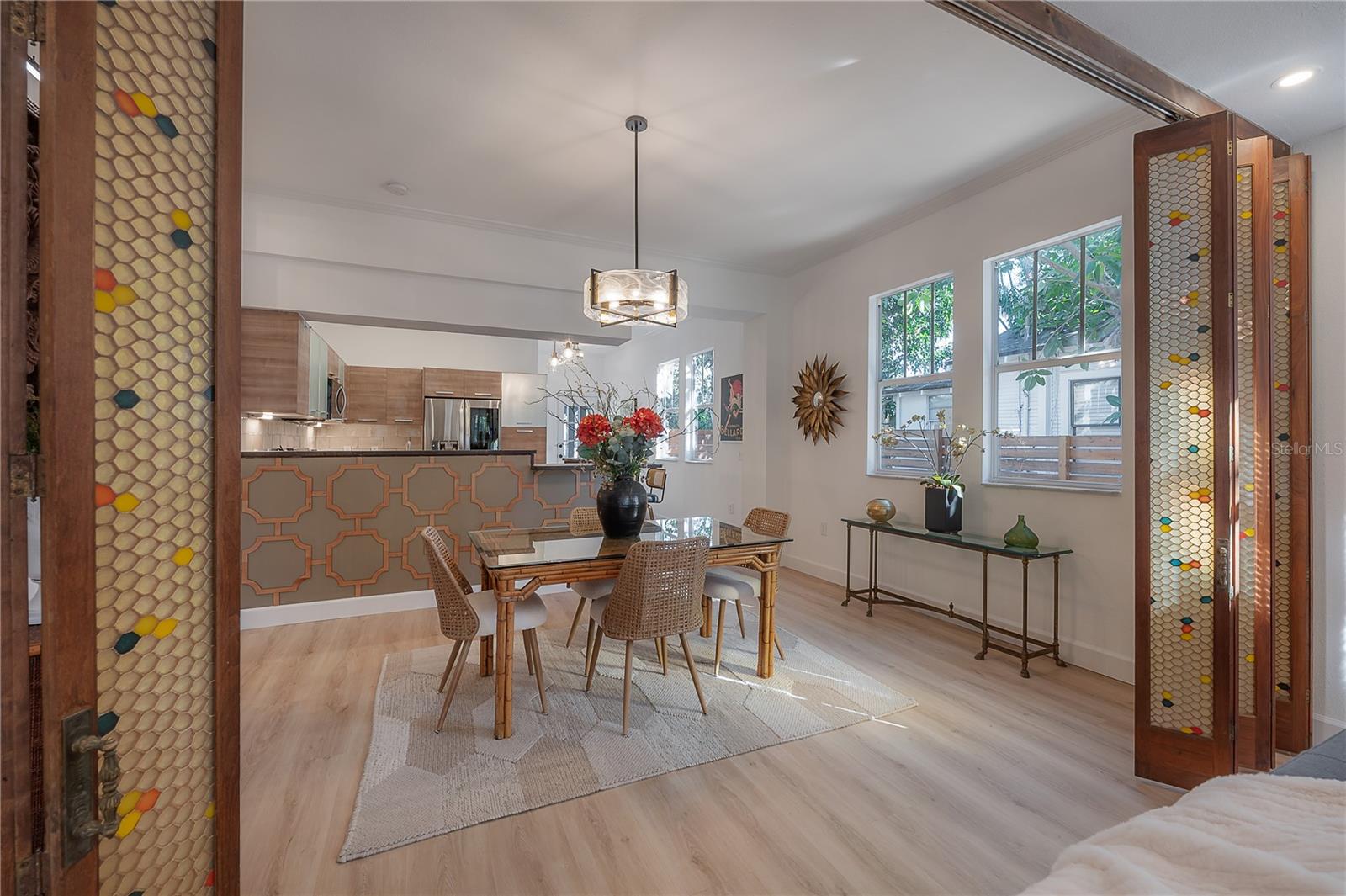 RIVERCREST - Residential