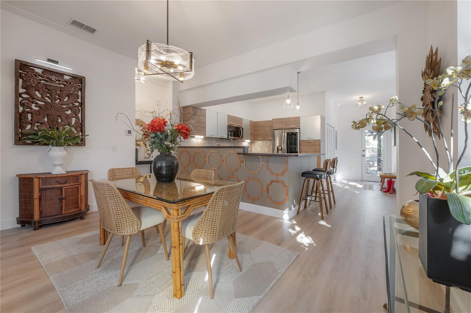 RIVERCREST - Residential