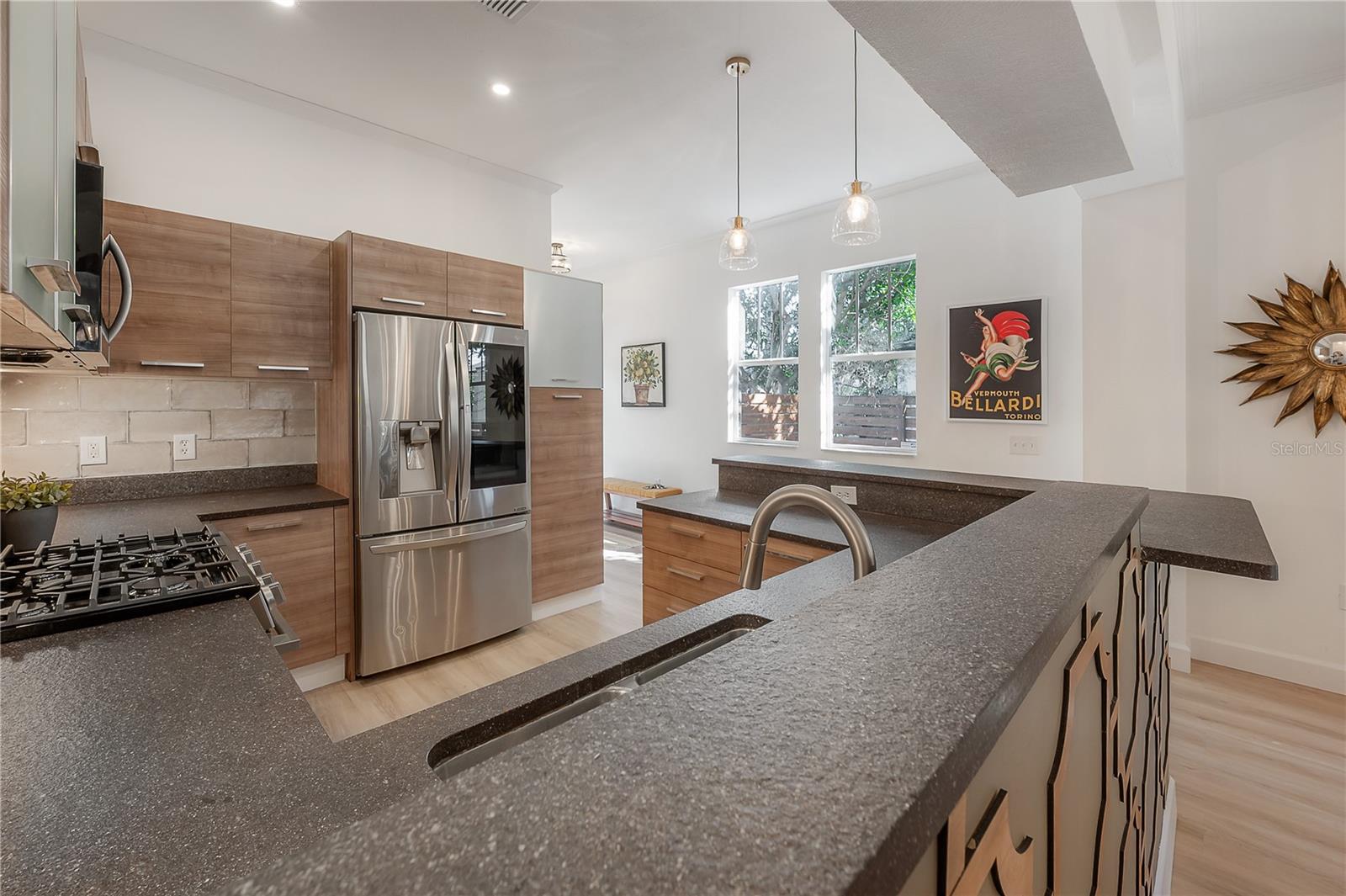 RIVERCREST - Residential