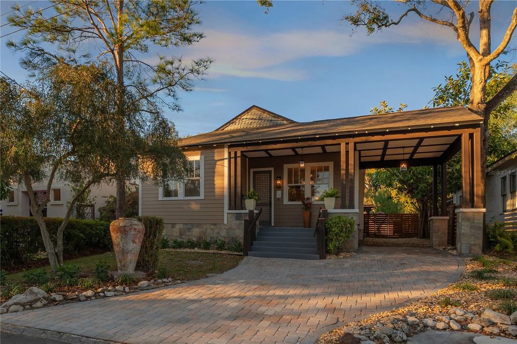 Photo of 319 W South Avenue, Tampa, FL 33603 (MLS # TB8465863)