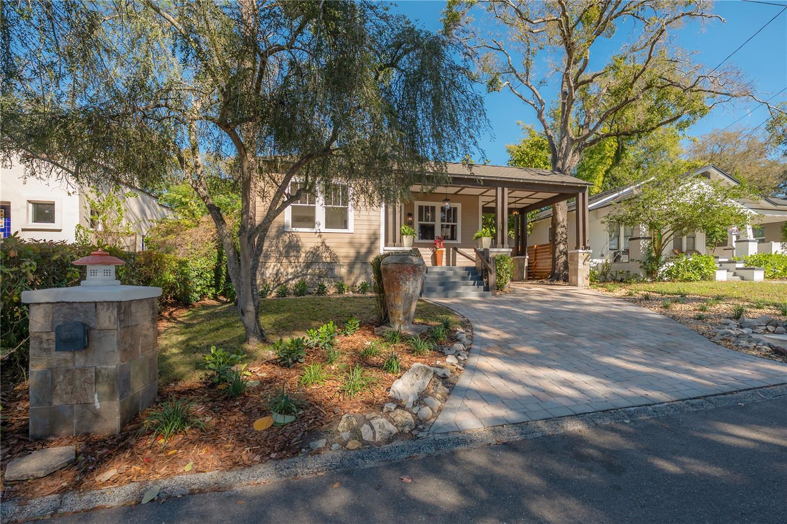 RIVERCREST - Residential