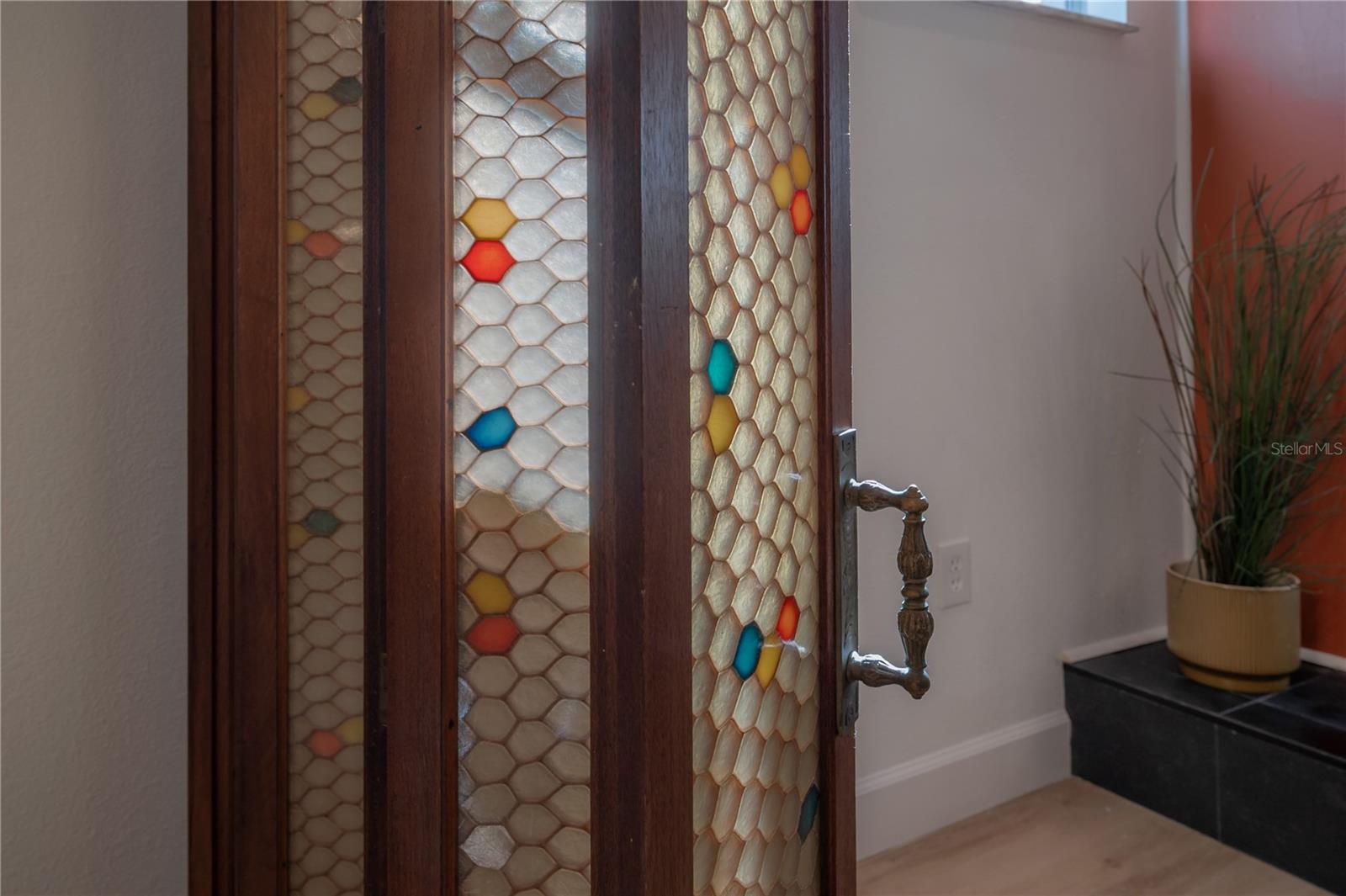 RIVERCREST - Residential