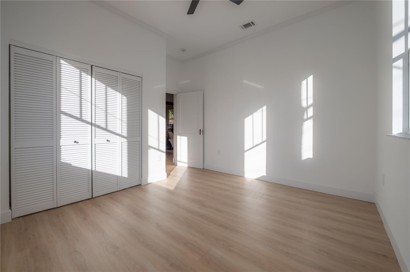 RIVERCREST - Residential