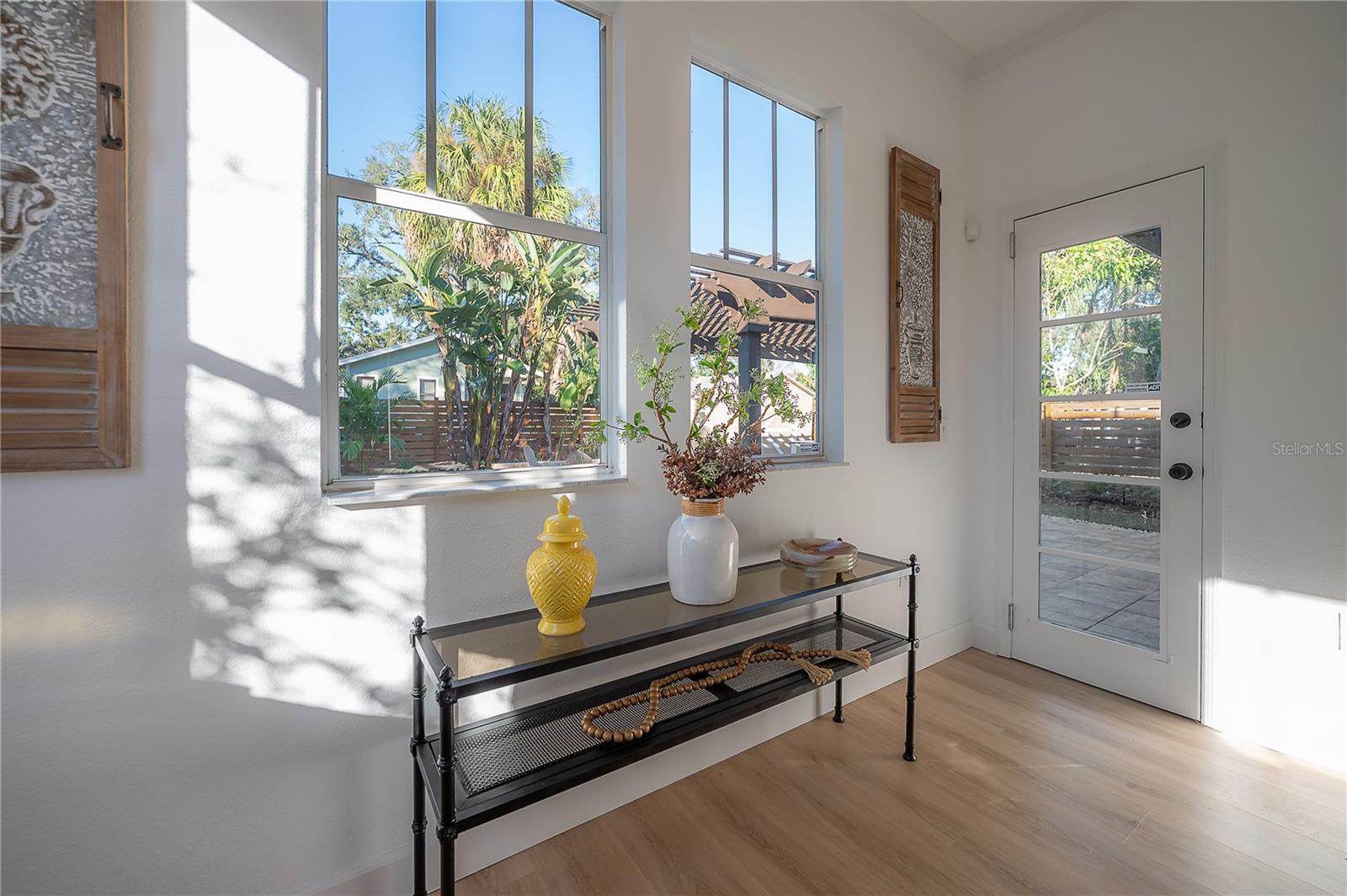 RIVERCREST - Residential