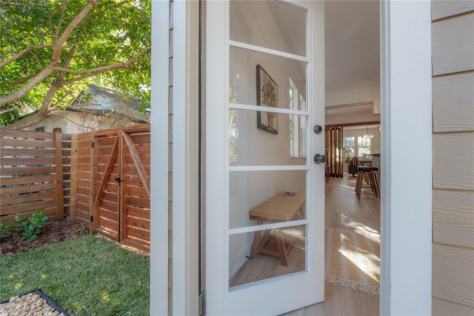 RIVERCREST - Residential