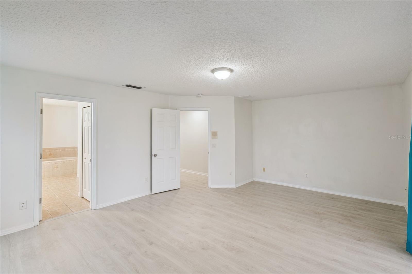 STONEYBROOK WEST 44/134 - Residential