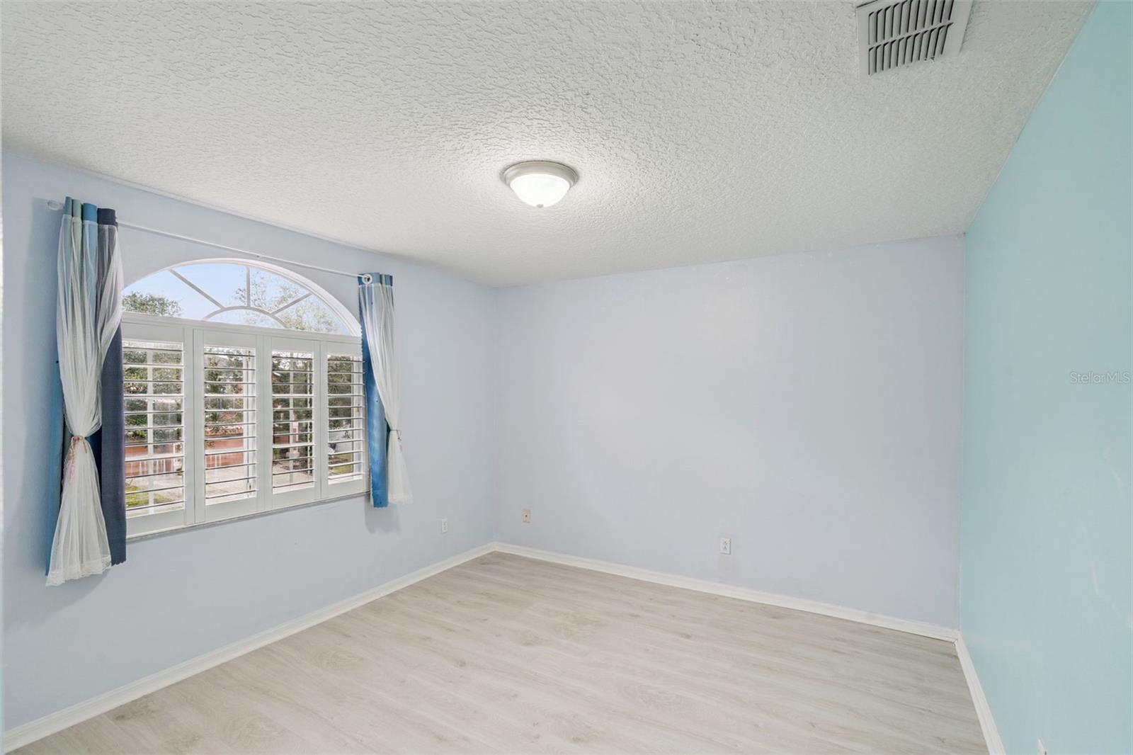 STONEYBROOK WEST 44/134 - Residential