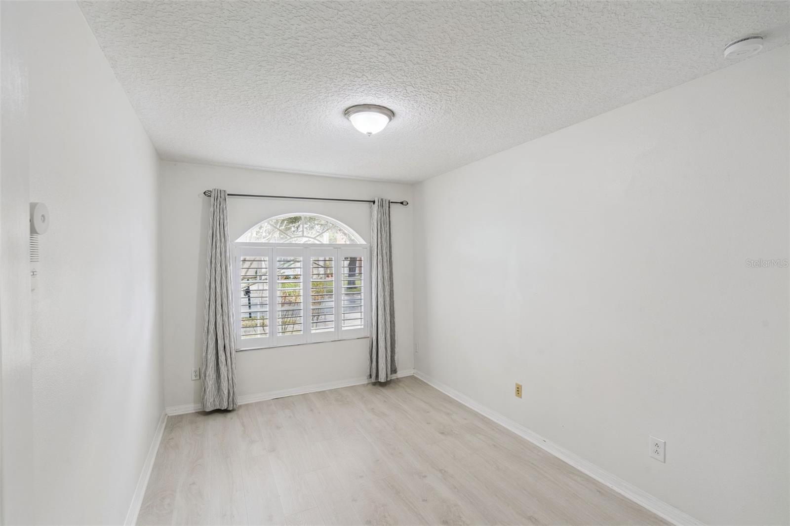 STONEYBROOK WEST 44/134 - Residential