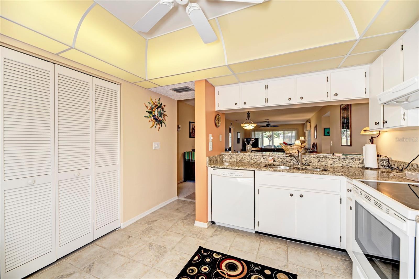 AUGUSTA VILLAS AT PLAN - Residential Lease