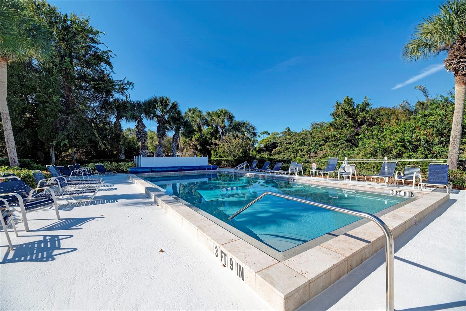 AUGUSTA VILLAS AT PLAN - Residential Lease