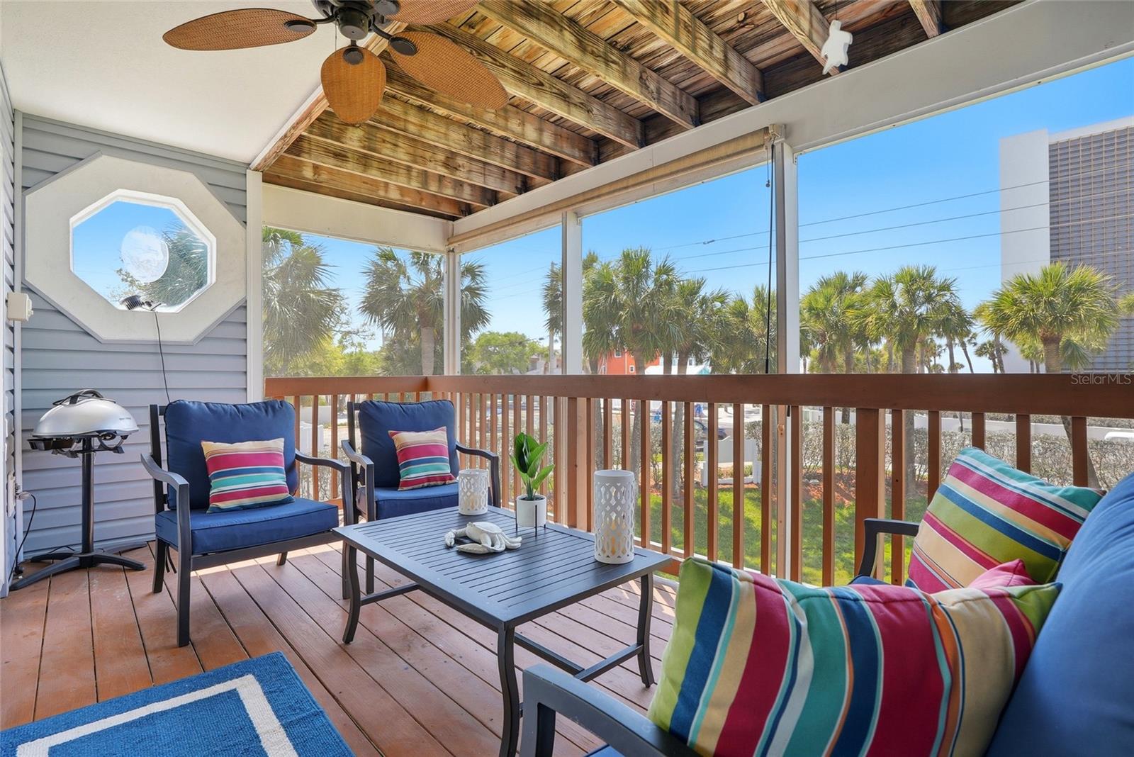 HARBOUR HOUSE - Residential