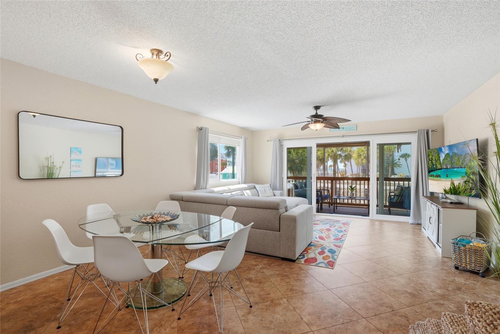 HARBOUR HOUSE - Residential