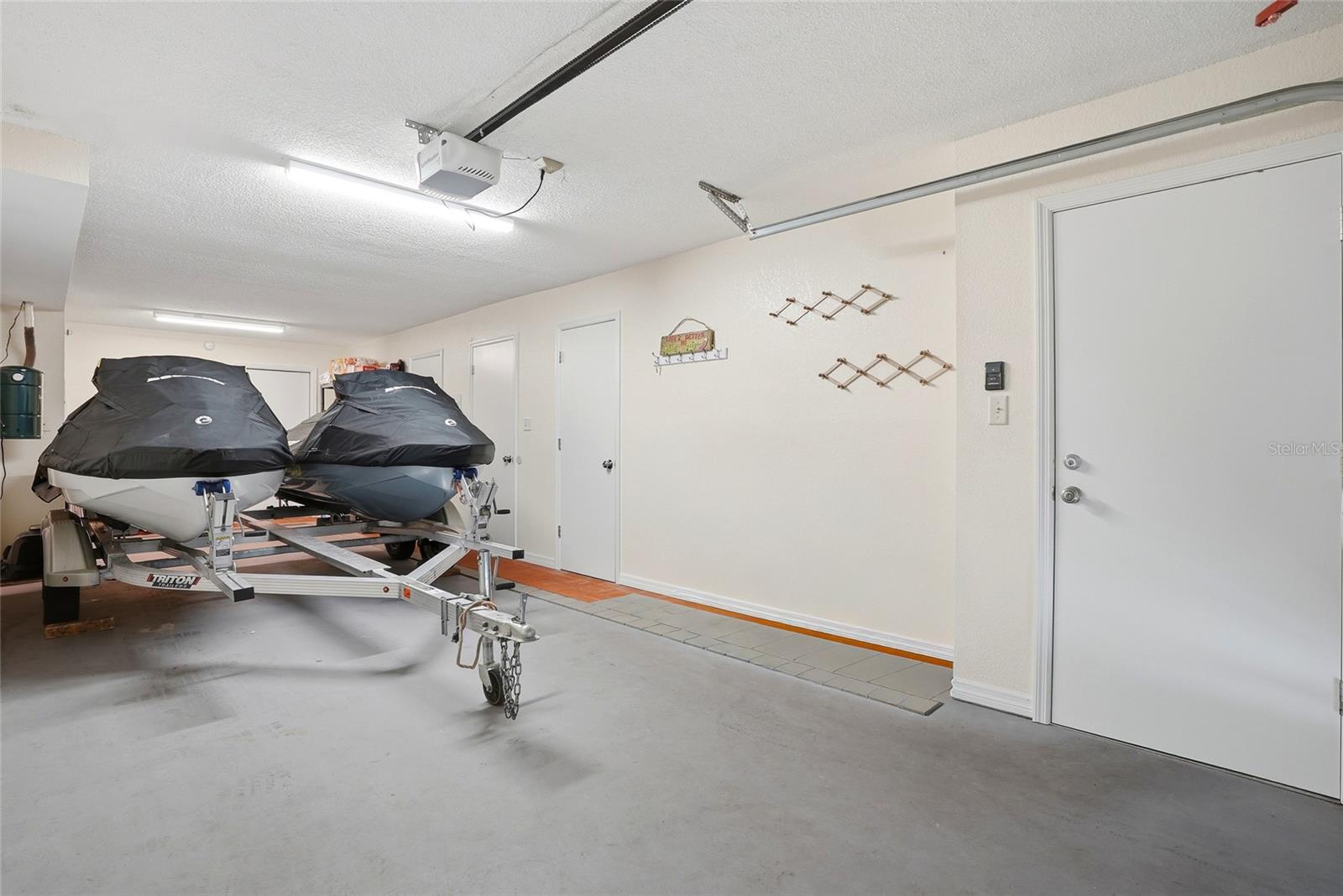 HARBOUR HOUSE - Residential