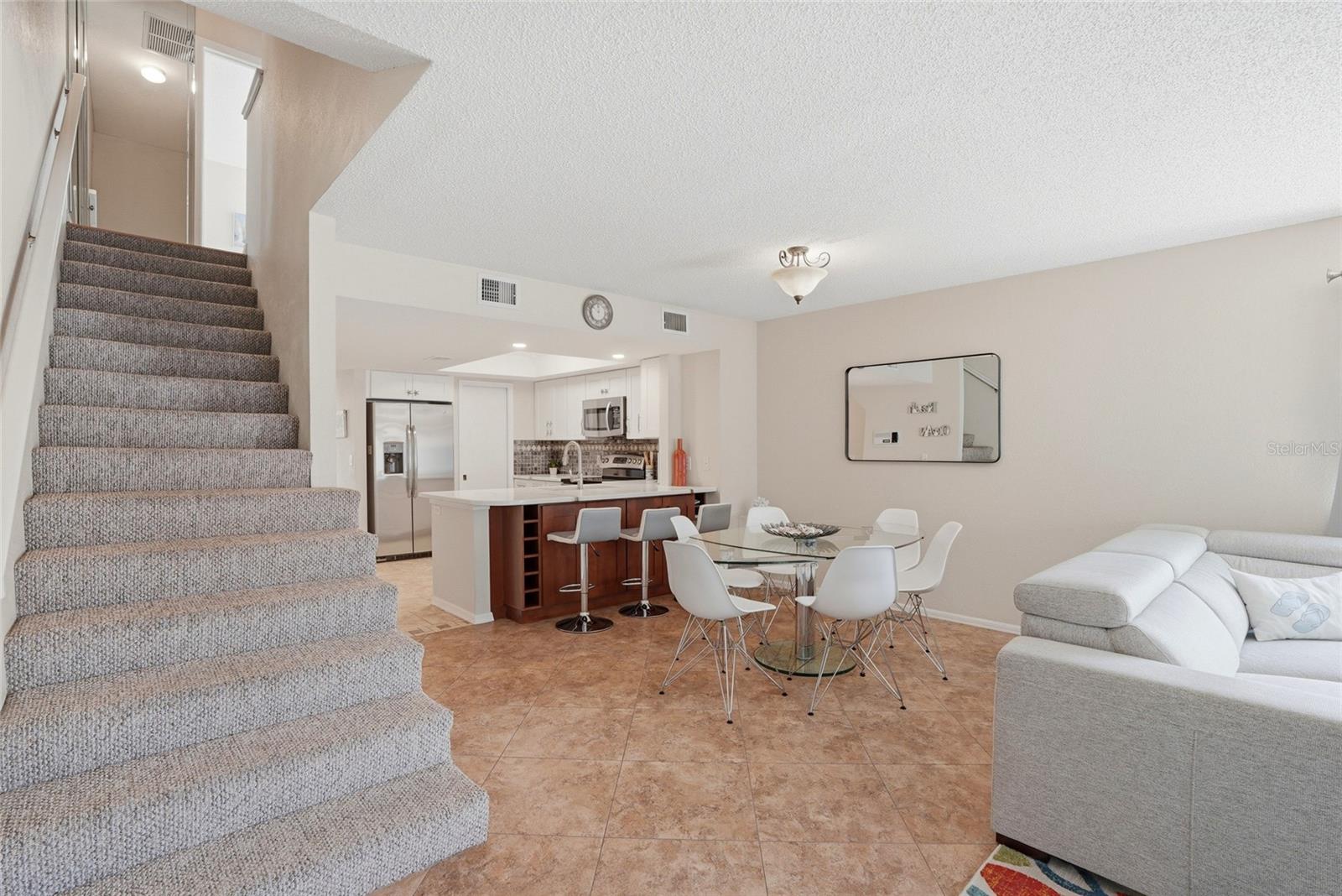 HARBOUR HOUSE - Residential