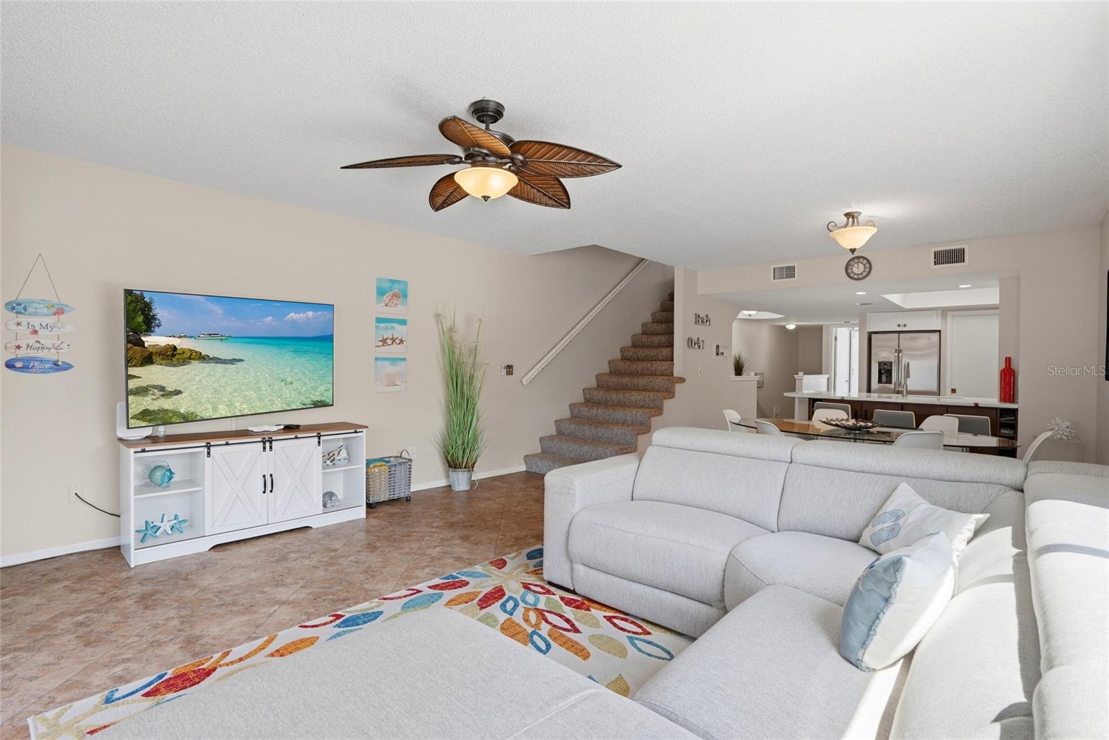 HARBOUR HOUSE - Residential