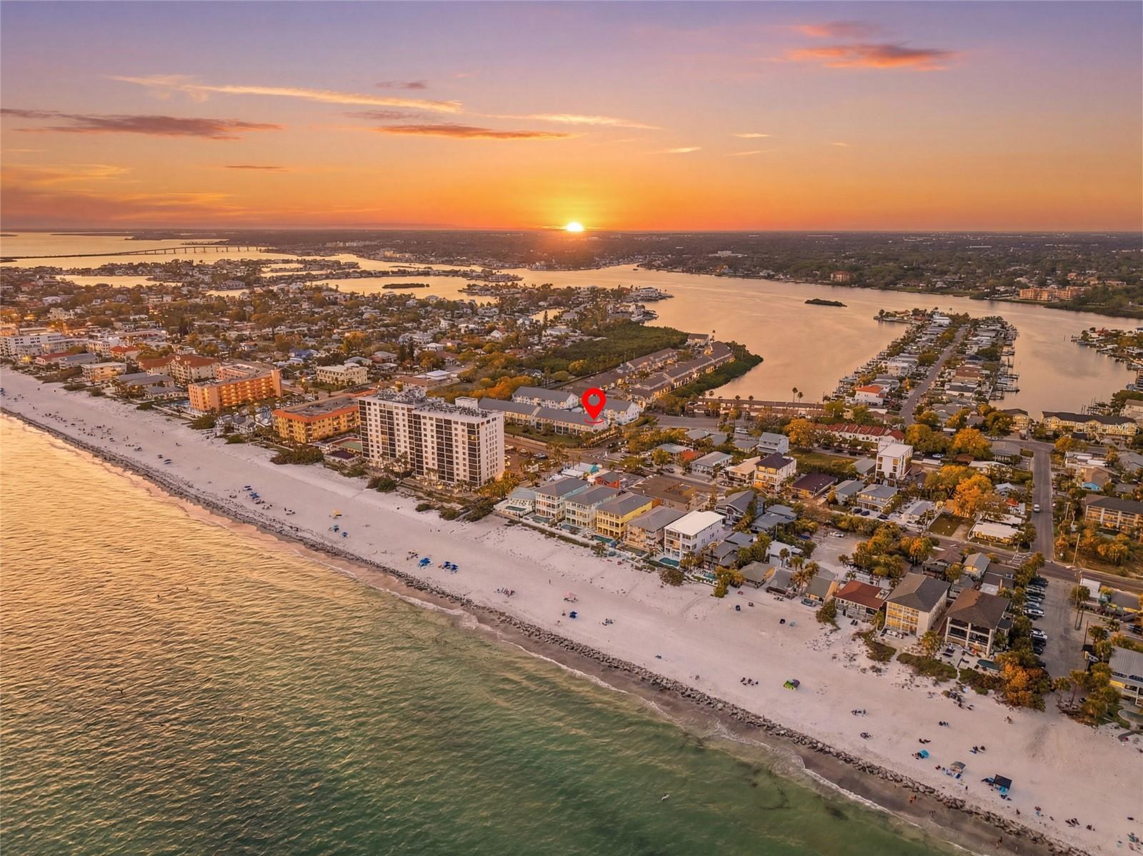 HARBOUR HOUSE - Residential