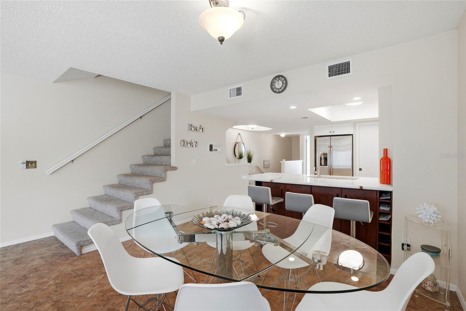 HARBOUR HOUSE - Residential