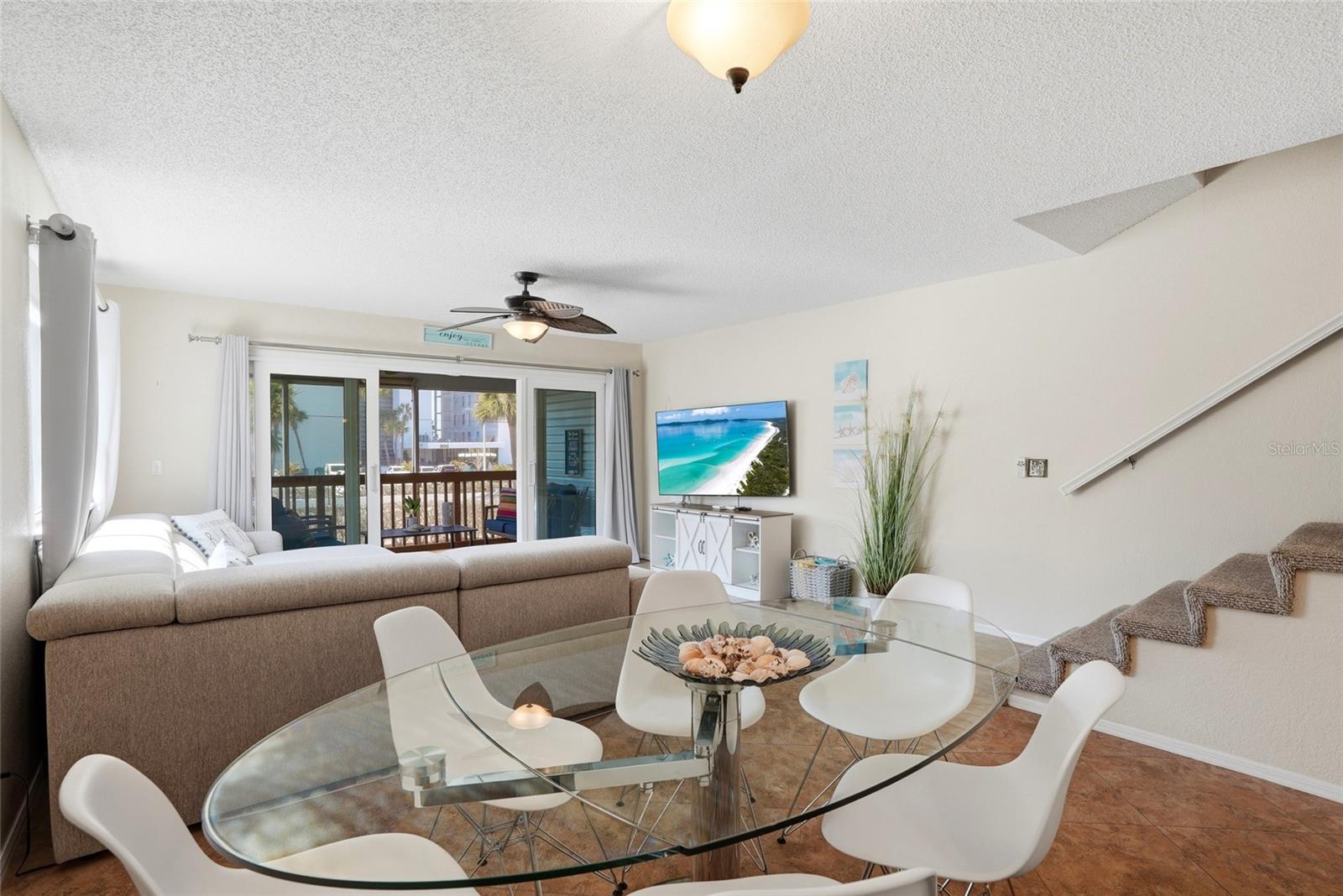 HARBOUR HOUSE - Residential