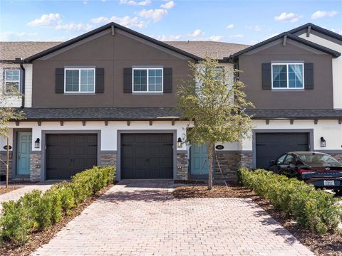 Photo of 463 Cape Honeysuckle Place, Sanford, FL 32771 (MLS # O6383960)