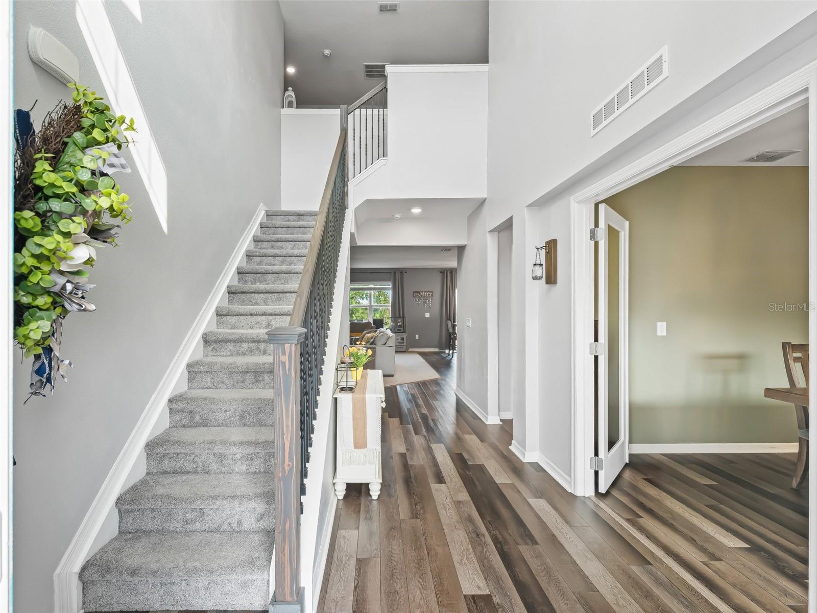 1824 FOREST GLEN DRIVE