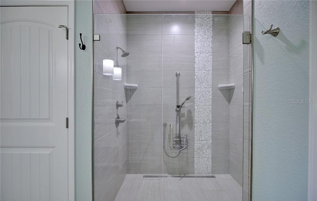 PROPOSED VILLAGES/HIGHLANDS ROAD - Residential