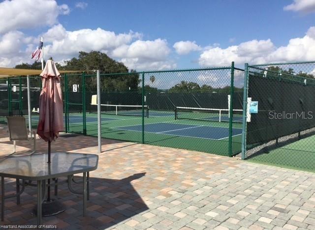 PROPOSED VILLAGES/HIGHLANDS ROAD - Residential