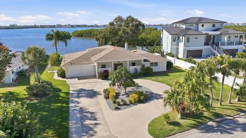 Photo of 8632 Dunmore Drive, Sarasota, FL 34231 (MLS # A4676947)