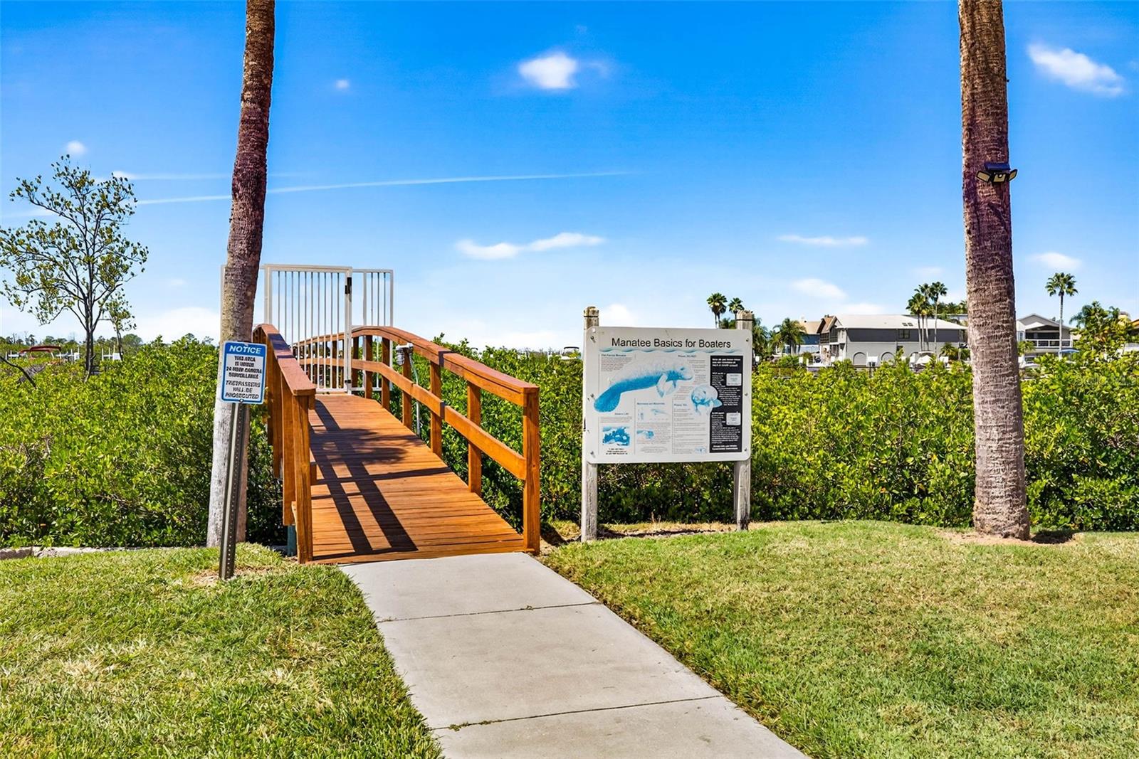 SEAVIEW PLACE AT GULF LANDINGS - Residential