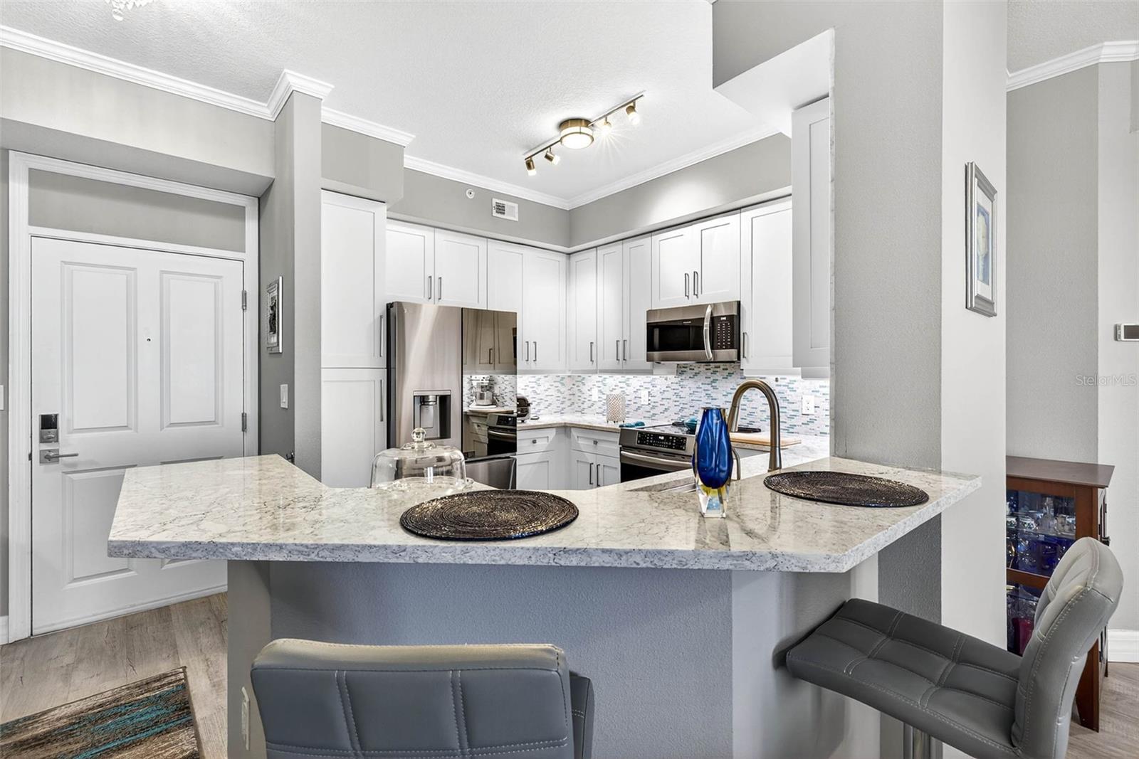 SEAVIEW PLACE AT GULF LANDINGS - Residential