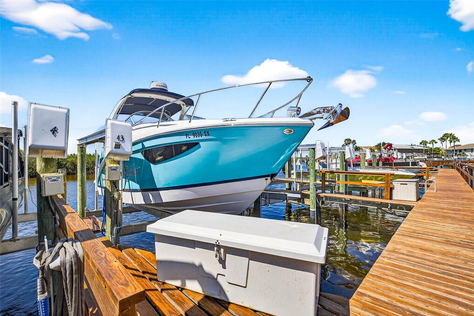 SEAVIEW PLACE AT GULF LANDINGS - Residential